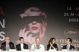 th_94798_CANNES-ChangPressCon-20080520_006_122_1lo.JPG