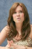 th_91161_celebs4ever_mandy_moore_munawar_hossain_018_122_127lo.jpg