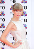 Taylor Swift テイラー・スウィフト
