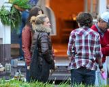 th_55469_Preppie_-_Hayden_Panettiere_leaving_Le_Pain_Quotidien_restaurant_-_Dec._10_2009_067_122_39lo.jpg