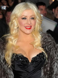 Christina Aguilera sweet cleavage Burlesque Premiere in London