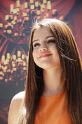 th_677059223_SelenaGomez06252012HotelTransylvaniaPressEventinCulverCity10_122_509lo.jpg
