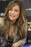 th_85250_celebrity_paradise.com_TheElder_JenniferLopez2011_04_19_signsCDsatBestBuy36_122_91lo.JPG