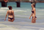 http://img230.imagevenue.com/loc360/th_434418234_MCFan_for_CelebloungeCelebsForum02_04_201411_25_10_122_360lo.jpg