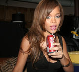 http://img230.imagevenue.com/loc459/th_46736_100_post_Rihanna_Video_Shoot_For_Unfaithful_Day_2_032_123_459lo.jpg