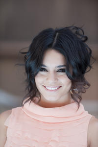 http://img230.imagevenue.com/loc485/th_772184973_VanessaHudgens_6thAnnualPowerofYouthEvent_6_122_485lo.jpg