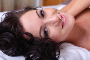 Tess Lyndon - Atem  k1jwwbudql